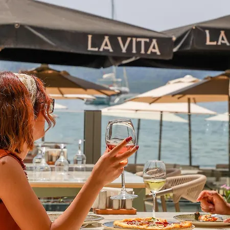 La - La Beiurut ホテル マルマリス