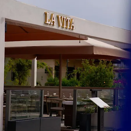 ホテル La - La Beiurut